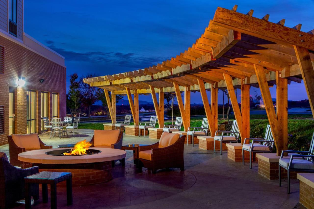 Staybridge Suites Charlottesville Airport By Ihg Zewnętrze zdjęcie