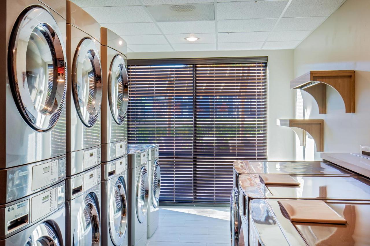 Staybridge Suites Charlottesville Airport By Ihg Zewnętrze zdjęcie